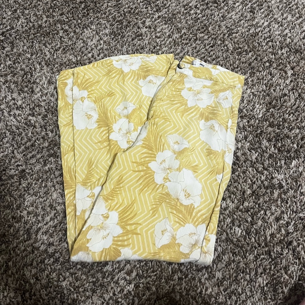 AMUSE SOCIETY YELLOW FLORAL BOTTOMS